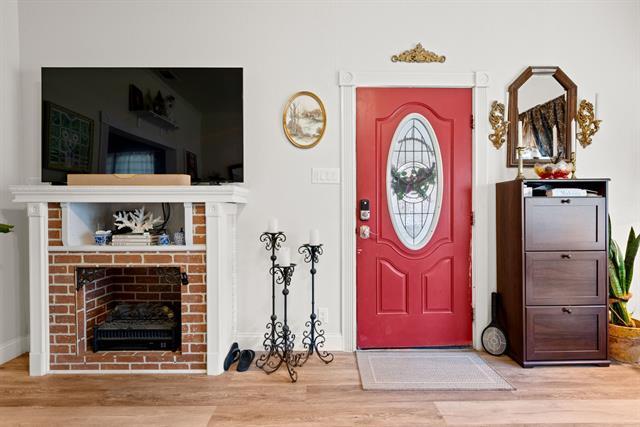 Photo - 809 SW 5th Ave