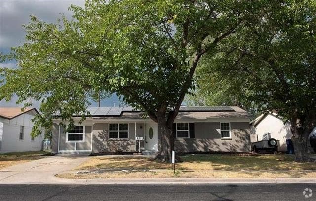 Building Photo - 913 Rosewood Hills Dr Rental