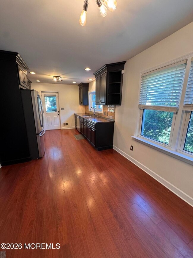 30 Pear St