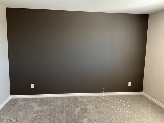 Photo - 6184 Rathbone St