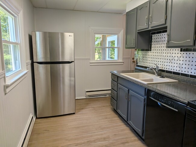 Cocina - 309 W Main St