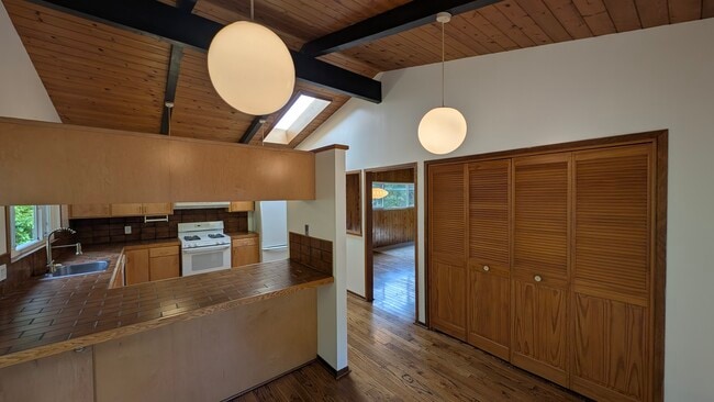 Photo - 128 Bothin Rd