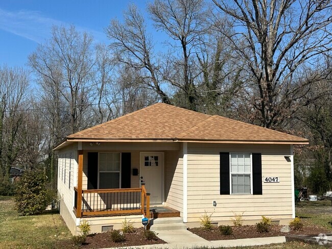 Building Photo - 4047 Redwood Ave Rental