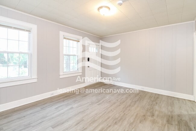 Photo - 407 Pineneedle Rd