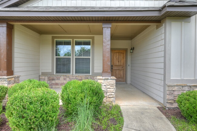 Photo - 2050 Covey Dr