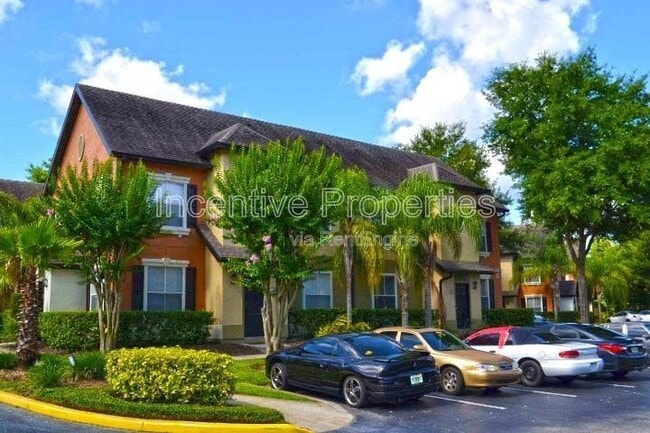 Building Photo - 5961 Westgate Dr Unit 2034