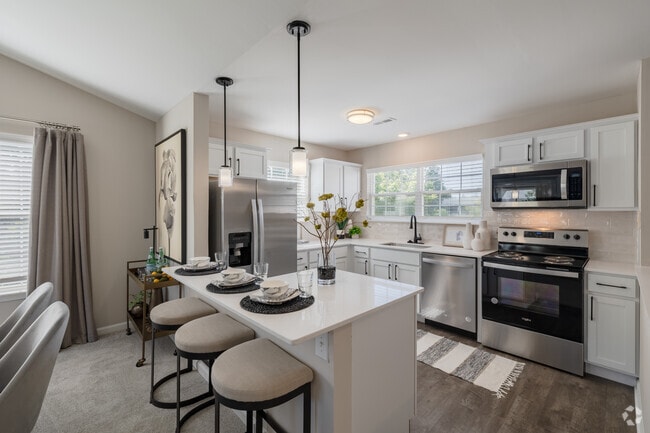 2BR, 2BA - 1,178SF - Carrington - Kitchen