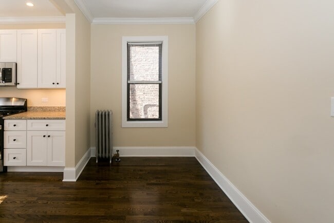 Photo - 1360 E 52nd St Unidad S2