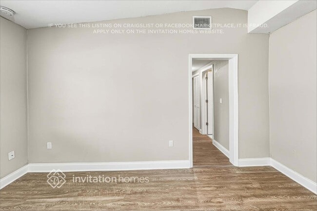 Photo - 3621 Sutton Dr