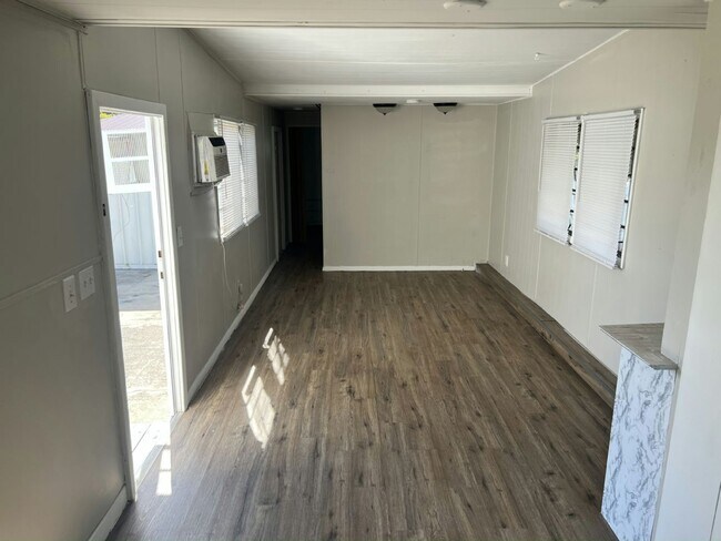 Photo - 2245 New Tampa Hwy