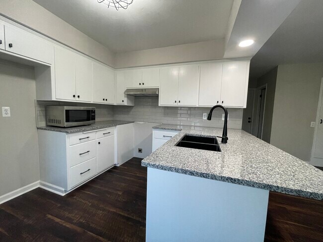 Photo - 3722 S 75th St Unit 3722