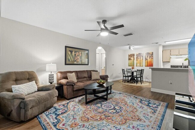 7411 Vista Way Unit 106