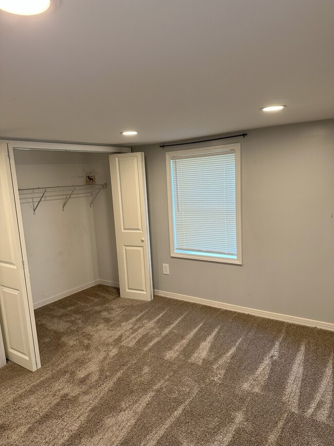 Photo - 2273 S County Line Rd