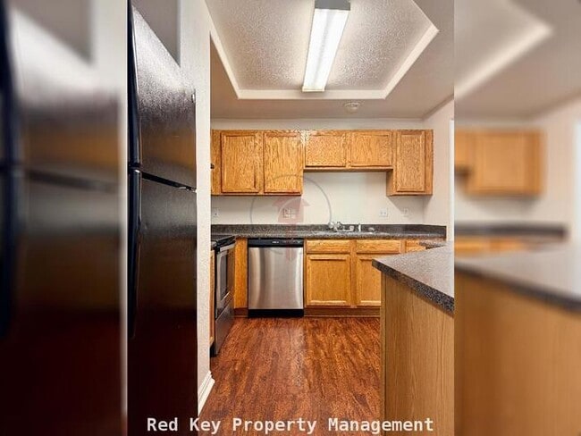 Photo - 40 W Townhome