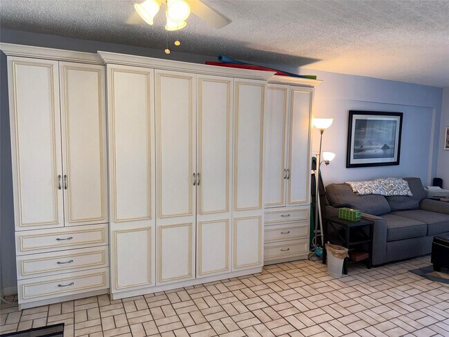 Photo - 321 Wilson St Unit 306A