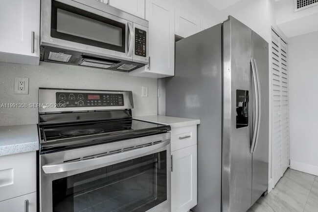 Photo - 164 Riviera Cir