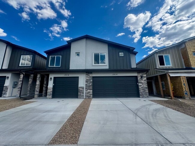 Building Photo - New Construction 3 Bedroom Townhome in University Park