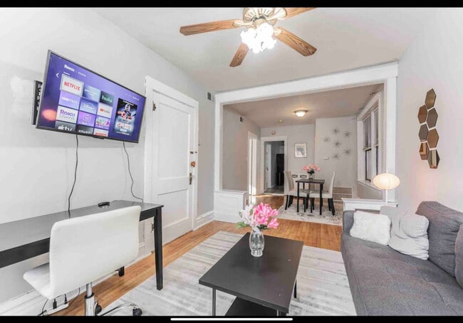 Photo - 1246 W Nelson St Unit ID1319102P