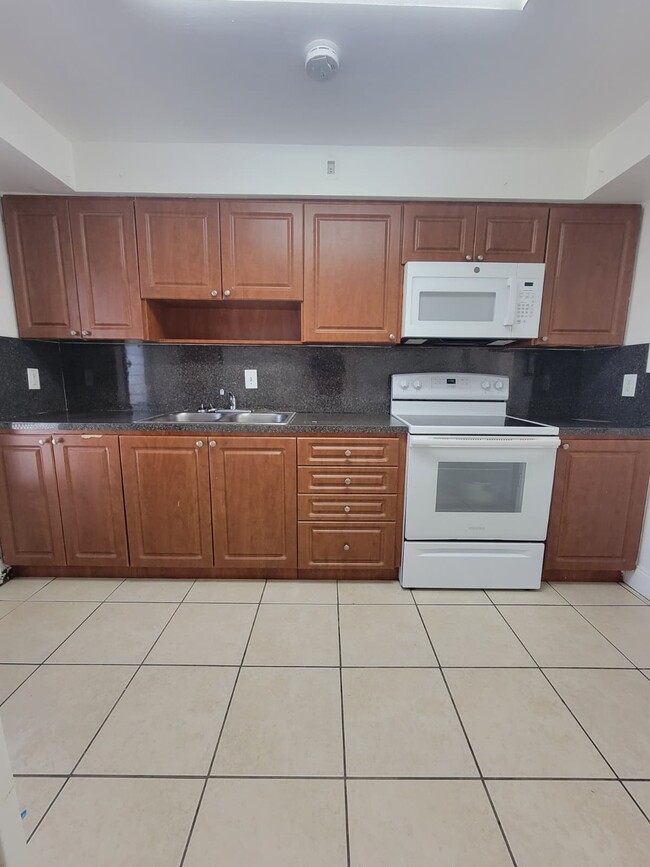 Photo - 2005 Sans Souci Blvd Unit 303