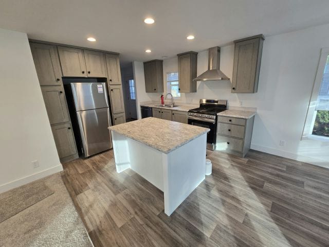 Photo - 155 Laurinda Ln