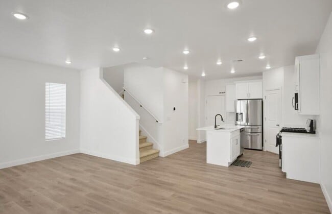 Photo - 6009 S Carnelian Pkwy
