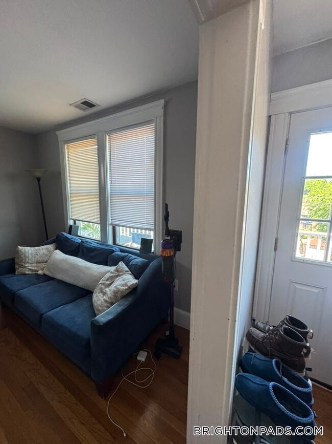 Photo - 138 Nonantum St