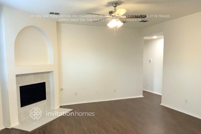 1609 White Dove Ln