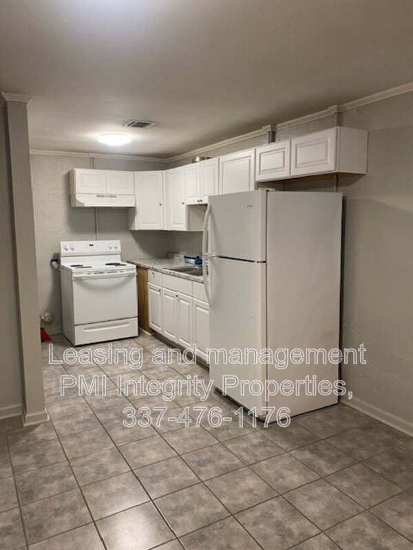 Photo - 318 Auburn Dr Unit Apt B