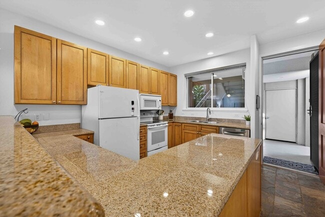 Photo - 75-346 Hualalai Rd, Apt E101