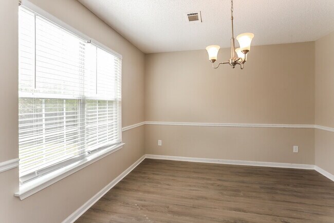 Photo - 2244 Waters Run