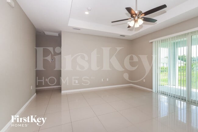 Photo - 2018 Xelda Ave N