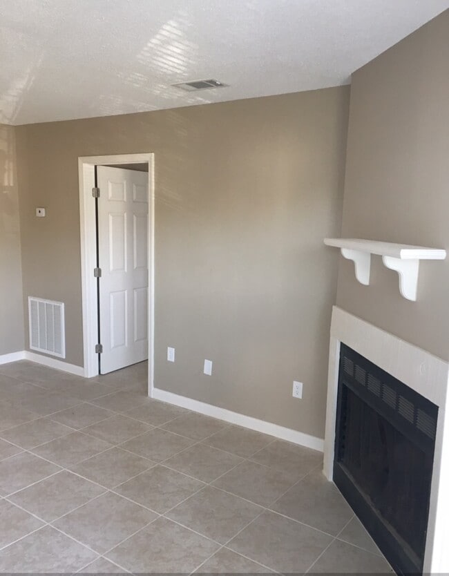 Photo - 14130 Azalea Park Ave Unit Apt. #C