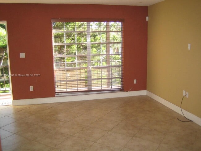 Photo - 10824 N Kendall Dr Unit S-26