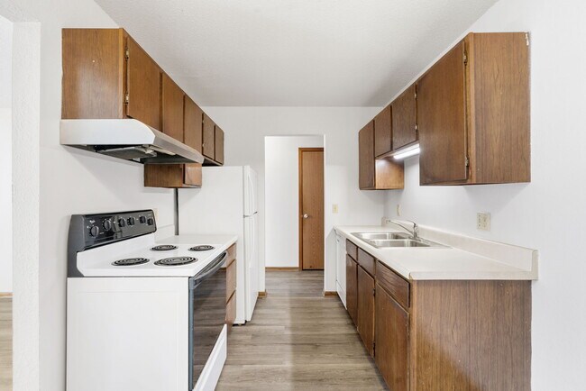 Photo - Oak Place Apartments
