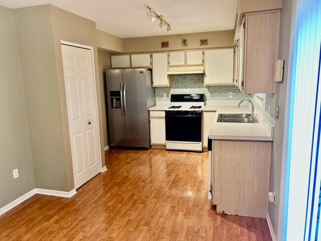 Photo - 21509 Georgetown Dr