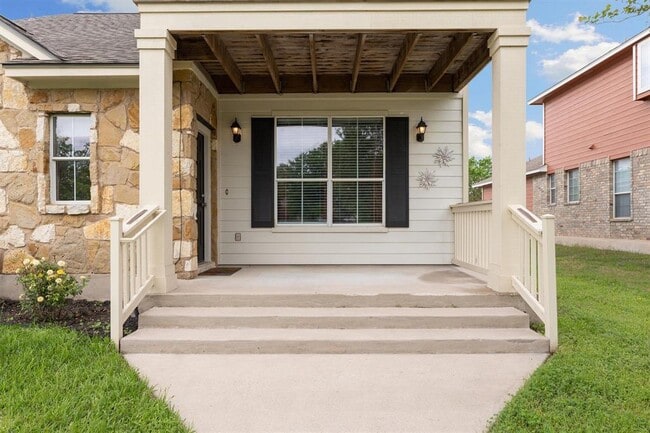 Photo - 1506 Wild Basin Ln