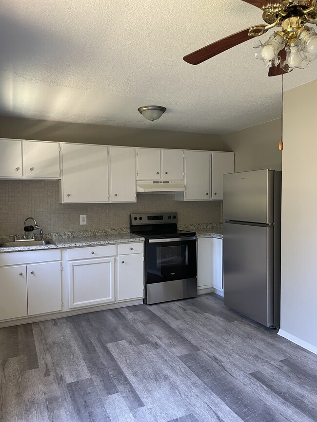 508 Plain Hill Rd Unit B3