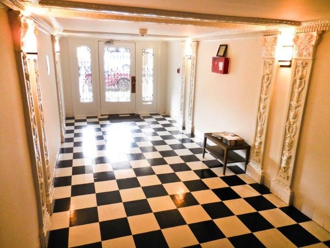 Photo - 390 29th Avenue