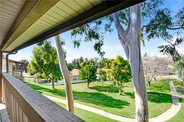 8036 Valle Vista Dr