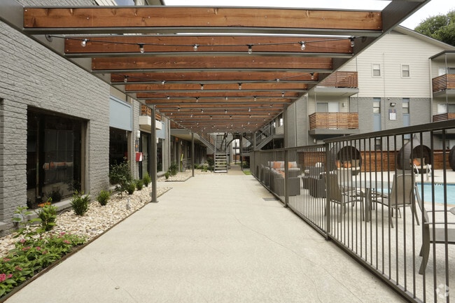 Photo - Everton at Bellmar