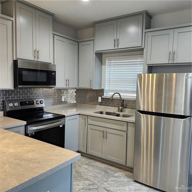 Photo - 9 N Clarence Ave Unidad 1