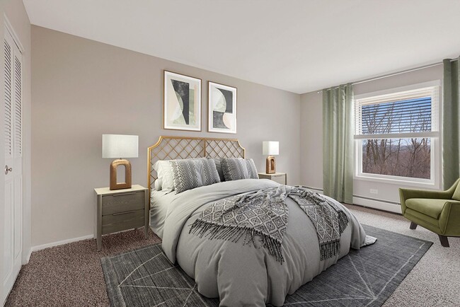 Photo - Hillcrest Apartments