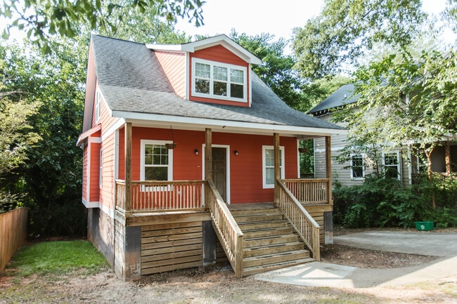 Photo - 275 Rosa Nell Howard St