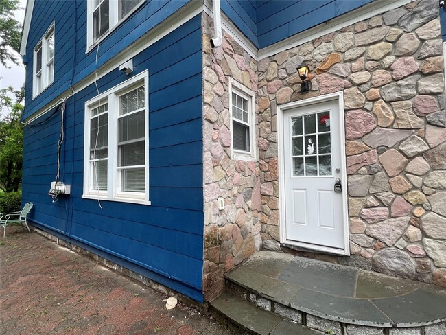 Photo - 1061 Oregon Rd Apartment Unit 1