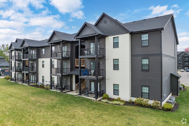 Adams Pointe