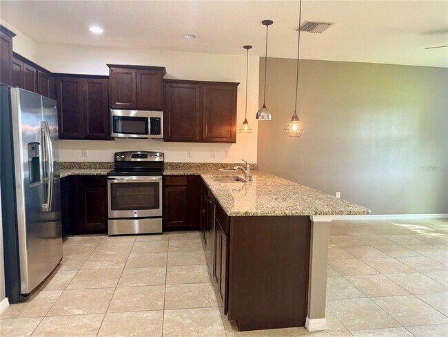 Photo - 3820 Silverlake Way