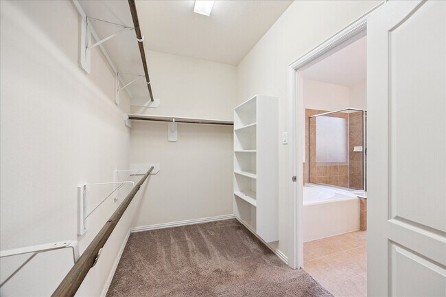 Photo - 205 Brookwood Park Ln