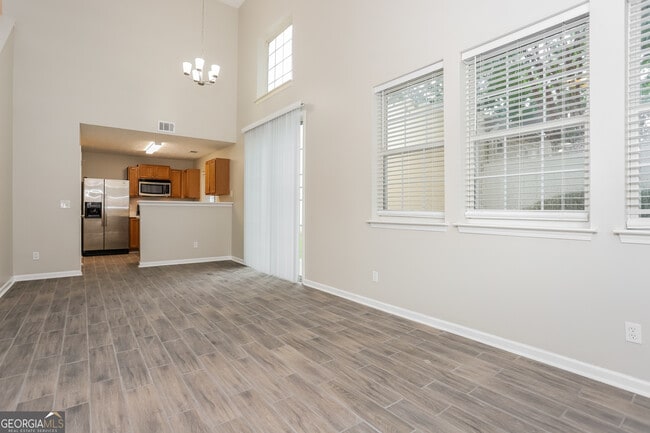 Photo - 688 Windcroft Cir NW