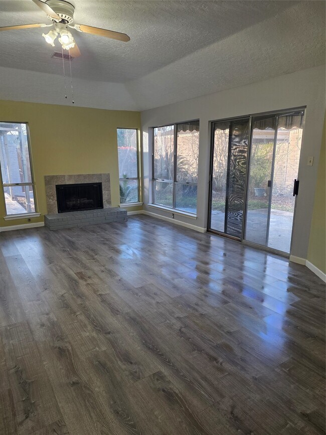 Photo - 12406 Sungate Ln