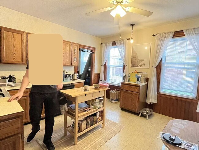 Photo - 9/1 Spacious Lower Allston 3BR near Boston...